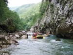 RAFTING TARA 2008 - expedin rafting, Tak toto byl opravdu extrmn zitek. V ern hoe napadl snh..... Statenost astnk vak byla nezlomn! - fotografie 432