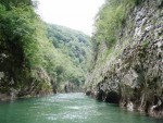 RAFTING TARA 2008 - expedin rafting, Tak toto byl opravdu extrmn zitek. V ern hoe napadl snh..... Statenost astnk vak byla nezlomn! - fotografie 467