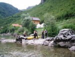 RAFTING TARA 2008 - expedin rafting, Tak toto byl opravdu extrmn zitek. V ern hoe napadl snh..... Statenost astnk vak byla nezlomn! - fotografie 512