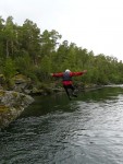 RAFTING EXPEDICE NORSKO 2008, Vborn parta, postupn se zlepujc poas, ideln stavy vody v ekch a opravdov outdoorov dobrodrustv to byla expedice Rafting Norsko 2008 - fotografie 45