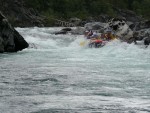 RAFTING EXPEDICE NORSKO 2008, Vborn parta, postupn se zlepujc poas, ideln stavy vody v ekch a opravdov outdoorov dobrodrustv to byla expedice Rafting Norsko 2008 - fotografie 59