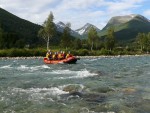 RAFTING EXPEDICE NORSKO 2008, Vborn parta, postupn se zlepujc poas, ideln stavy vody v ekch a opravdov outdoorov dobrodrustv to byla expedice Rafting Norsko 2008 - fotografie 174