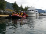 RAFTING EXPEDICE NORSKO 2008, Vborn parta, postupn se zlepujc poas, ideln stavy vody v ekch a opravdov outdoorov dobrodrustv to byla expedice Rafting Norsko 2008 - fotografie 184