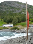RAFTING EXPEDICE NORSKO 2008, Vborn parta, postupn se zlepujc poas, ideln stavy vody v ekch a opravdov outdoorov dobrodrustv to byla expedice Rafting Norsko 2008 - fotografie 296